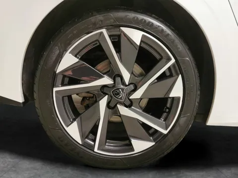 Thumbnail image for the Peugeot 308 Sw 1.5 BlueHDi Allure Premium   EAT