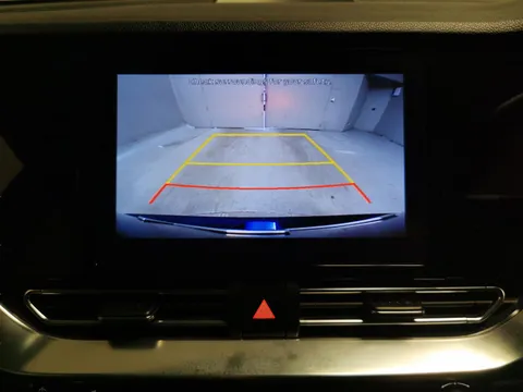 Thumbnail image for the Kia Niro 64kWh 2
