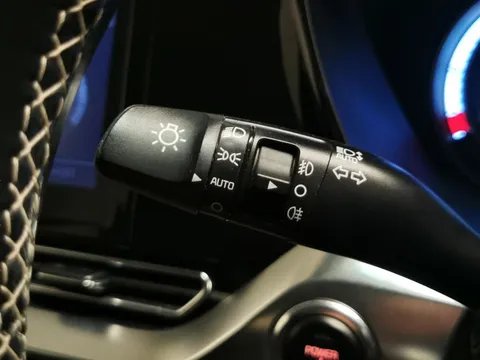Thumbnail image for the Kia Niro 64kWh 2
