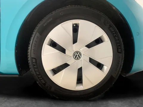 Thumbnail image for the Volkswagen Id.3 Pro Performance 58kWh Family