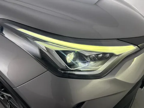 Thumbnail image for the Toyota C-HR 1.8 VVT-h Dynamic    CVT