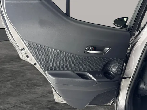 Thumbnail image for the Toyota C-HR 1.8 VVT-h Dynamic    CVT