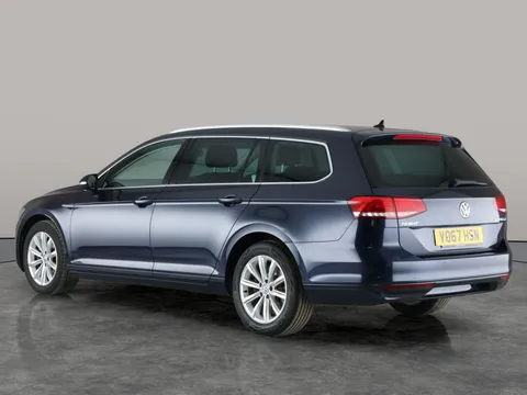 Thumbnail image for the Volkswagen Passat 2.0 TDI SE Business