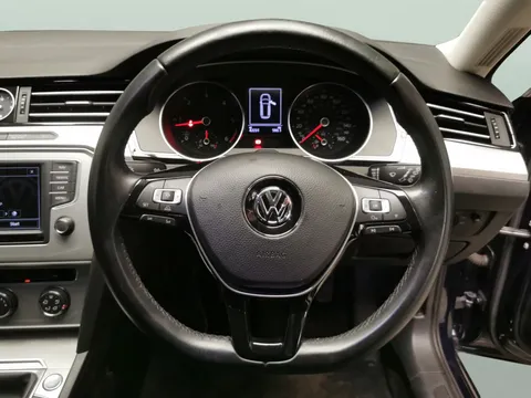 Thumbnail image for the Volkswagen Passat 2.0 TDI SE Business