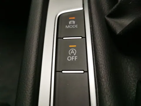 Thumbnail image for the Volkswagen Passat 2.0 TDI SE Business