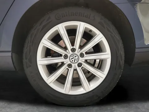 Thumbnail image for the Volkswagen Passat 2.0 TDI SE Business