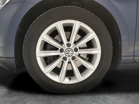 Thumbnail image for the Volkswagen Passat 2.0 TDI SE Business