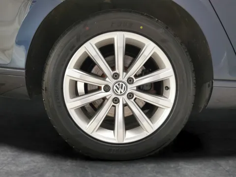 Thumbnail image for the Volkswagen Passat 2.0 TDI SE Business