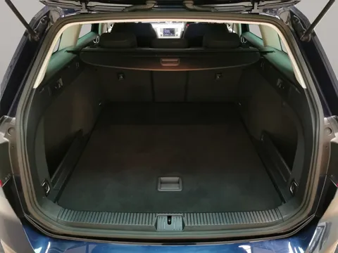 Thumbnail image for the Volkswagen Passat 2.0 TDI SE Business