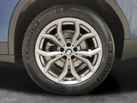Thumbnail image for the BMW X3 2.0 20d MHT xLine    xDrive
