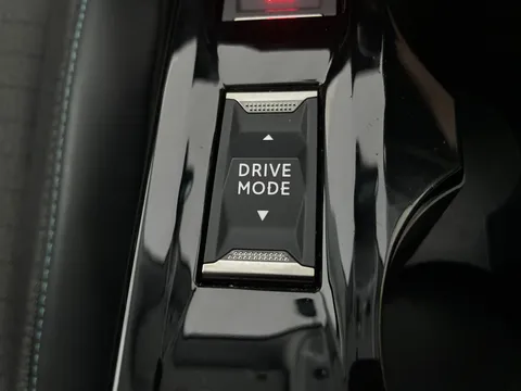 Thumbnail image for the Peugeot 2008 1.2 PureTech Allure Premium