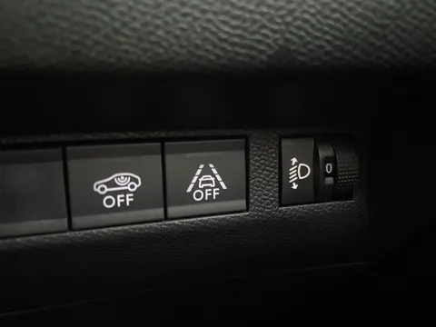 Thumbnail image for the Peugeot 2008 1.2 PureTech Allure Premium