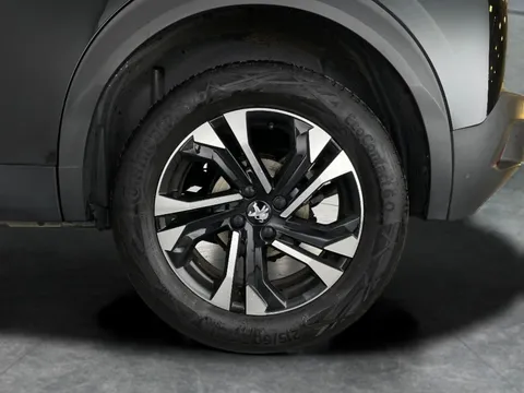 Thumbnail image for the Peugeot 2008 1.2 PureTech Allure Premium