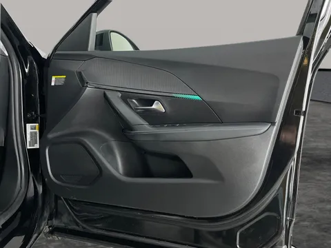 Thumbnail image for the Peugeot 2008 1.2 PureTech Allure Premium