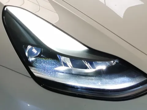 Thumbnail image for the Tesla Model 3 Standard Range Plus   RWD