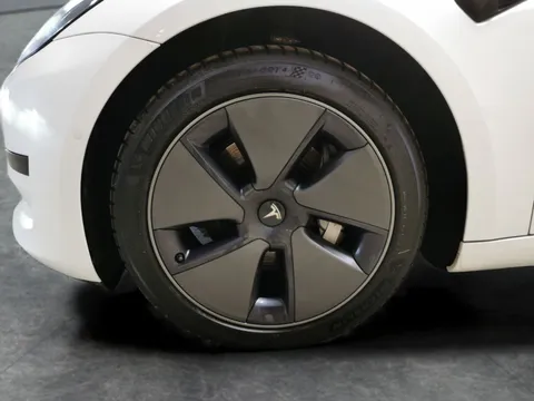 Thumbnail image for the Tesla Model 3 Standard Range Plus   RWD