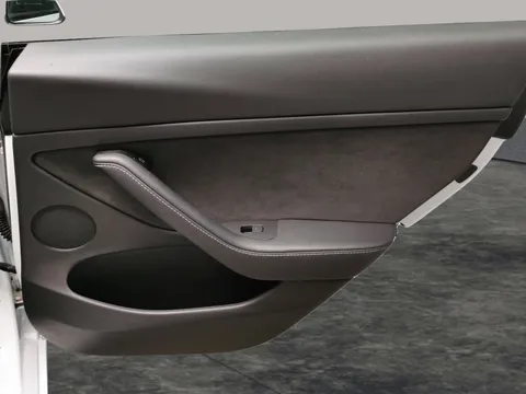 Thumbnail image for the Tesla Model 3 Standard Range Plus   RWD