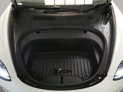 Thumbnail image for the Tesla Model 3 Standard Range Plus   RWD