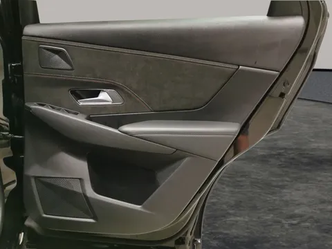 Thumbnail image for the Ds Automobiles Ds 7 Crossback 1.5 BlueHDi Performance Line + Crossback  EAT8