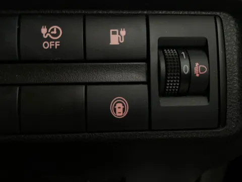 Thumbnail image for the Nissan LEAF 39kWh N-Connecta