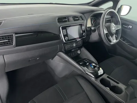 Thumbnail image for the Nissan LEAF 39kWh N-Connecta