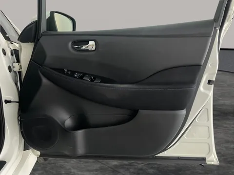 Thumbnail image for the Nissan LEAF 39kWh N-Connecta