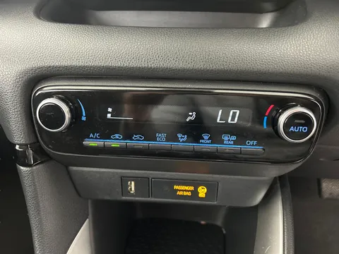 Thumbnail image for the Toyota Yaris 1.5 VVT-h Icon    E-CVT