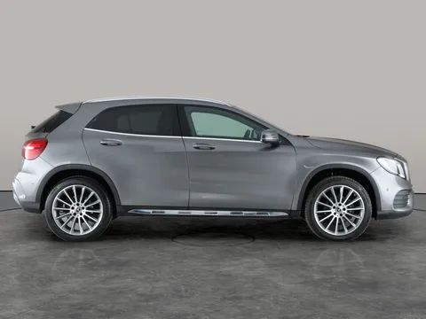 Thumbnail image for the Mercedes-Benz Gla 1.6 GLA180 AMG Line Edition   7G-DCT