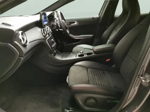 Thumbnail image for the Mercedes-Benz Gla 1.6 GLA180 AMG Line Edition   7G-DCT