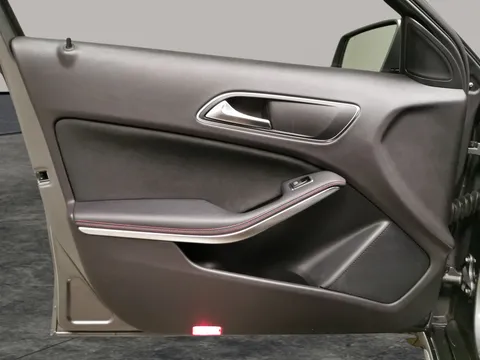 Thumbnail image for the Mercedes-Benz Gla 1.6 GLA180 AMG Line Edition   7G-DCT