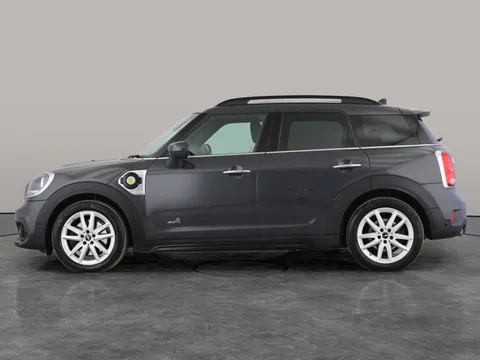 Thumbnail image for the Mini Countryman 1.5 10kWh Cooper SE Sport   Plug-in  ALL4