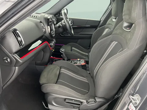 Thumbnail image for the Mini Countryman 1.5 10kWh Cooper SE Sport   Plug-in  ALL4
