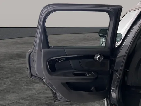 Thumbnail image for the Mini Countryman 1.5 10kWh Cooper SE Sport   Plug-in  ALL4