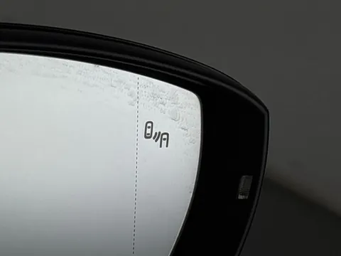 Thumbnail image for the Volkswagen T-Cross 1.0 TSI Black Edition