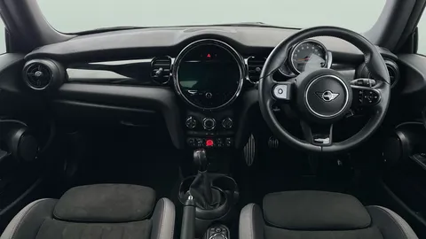 Thumbnail image for the Mini Hatch 1.5 Cooper Sport
