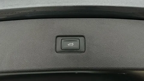 Thumbnail image for the Audi Q5 2.0 TDI 40 S line Sportback  S Tronic quattro