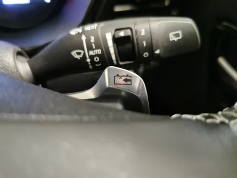 Thumbnail image for the Kia Niro 64kWh 4+
