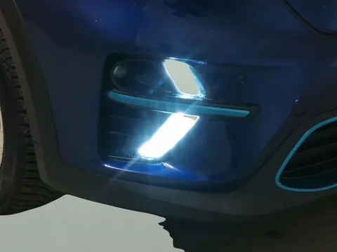 Thumbnail image for the Kia Niro 64kWh 4+