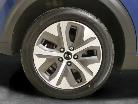 Thumbnail image for the Kia Niro 64kWh 4+