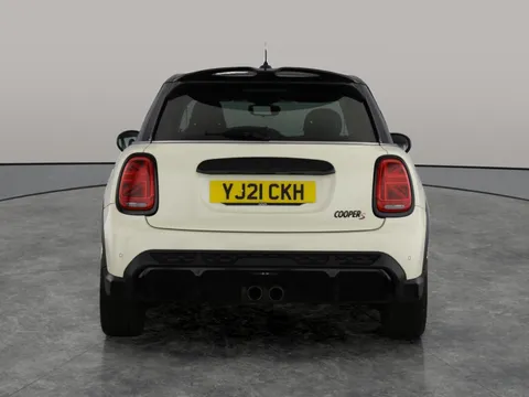 Thumbnail image for the Mini Hatch 2.0 Cooper S Sport   Steptronic