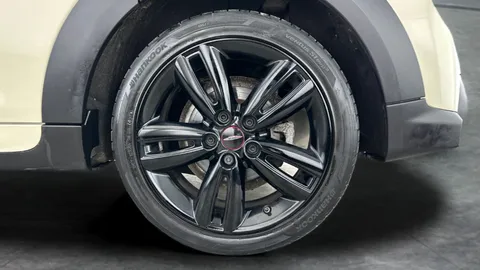 Thumbnail image for the Mini Hatch 2.0 Cooper S Sport   Steptronic