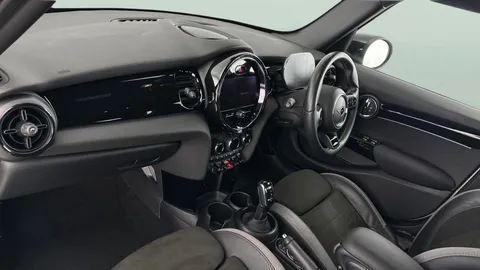 Thumbnail image for the Mini Hatch 2.0 Cooper S Sport   Steptronic