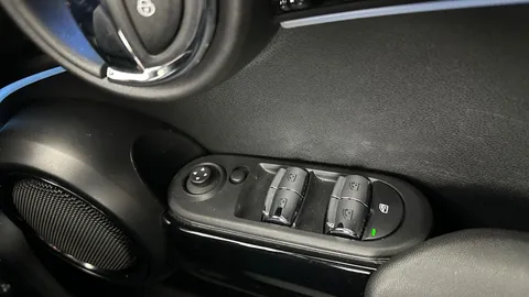 Thumbnail image for the Mini Hatch 2.0 Cooper S Sport   Steptronic