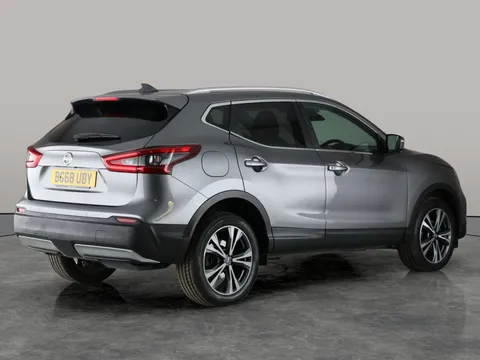 Thumbnail image for the Nissan Qashqai 1.5 dCi N-Connecta