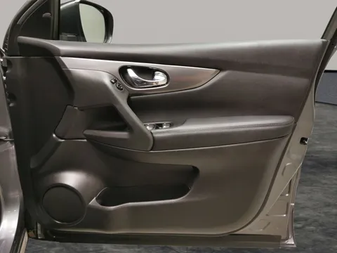 Thumbnail image for the Nissan Qashqai 1.5 dCi N-Connecta