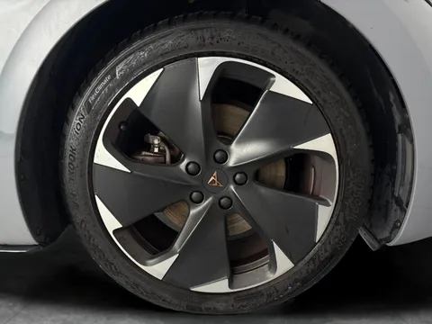 Thumbnail image for the Cupra                     Born 58kWh V2
