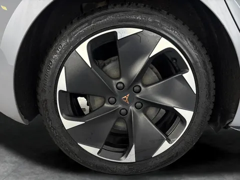 Thumbnail image for the Cupra                     Born 58kWh V2