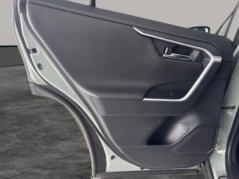 Thumbnail image for the Toyota RAV4 2.5 VVT-h GPF Excel    CVT 4WD