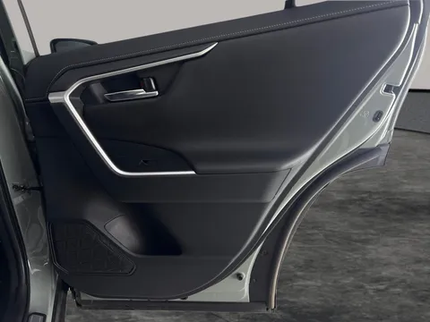 Thumbnail image for the Toyota RAV4 2.5 VVT-h GPF Excel    CVT 4WD