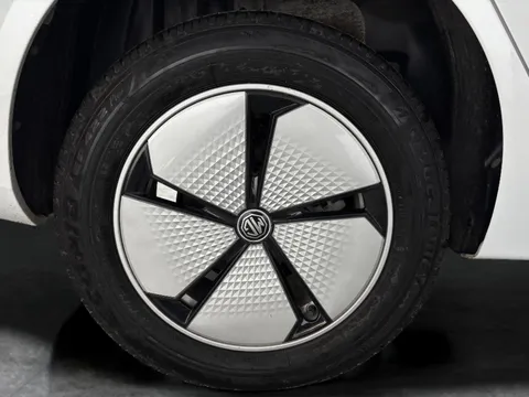 Thumbnail image for the Mg Mg5 61.1kWh SE Long Range